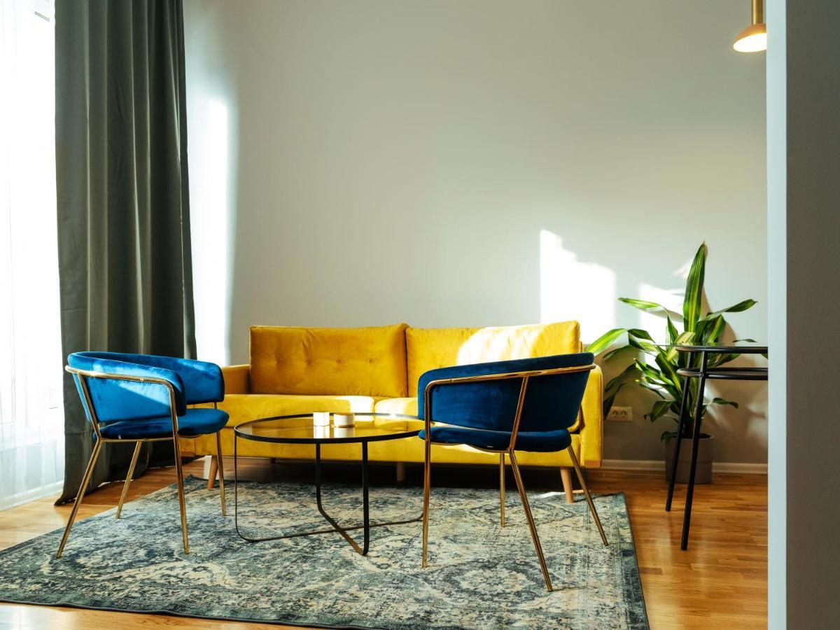 Beautiful Apartment - Top Location - Amazing Balcony Bucarest Extérieur photo