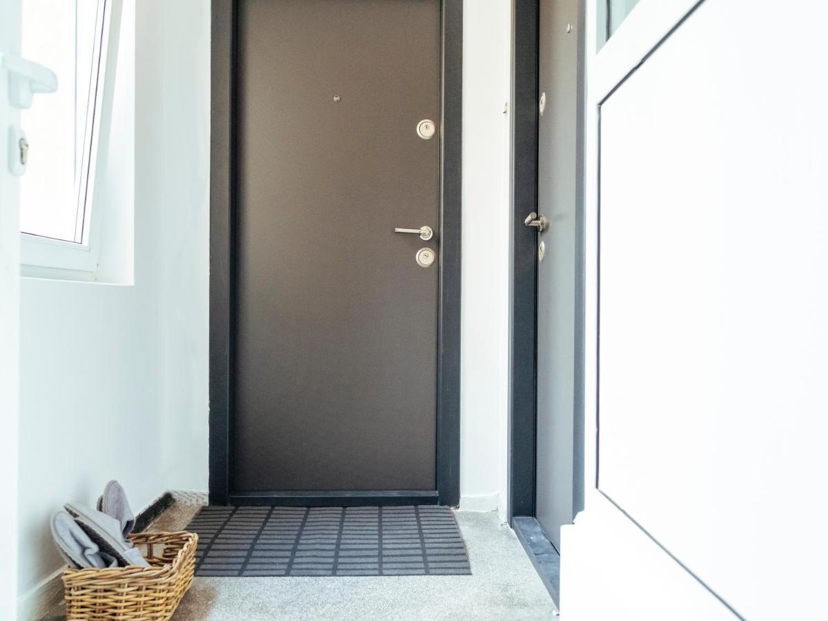 Beautiful Apartment - Top Location - Amazing Balcony Bucarest Extérieur photo